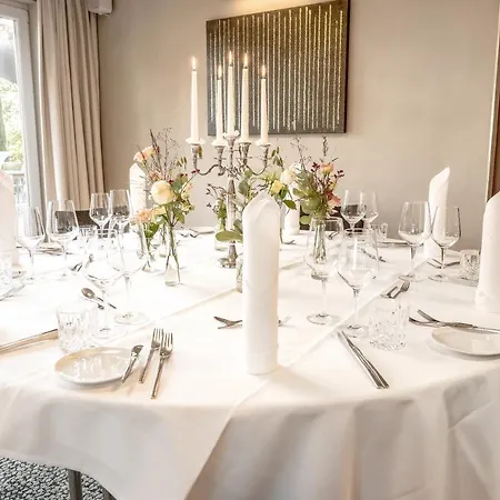 迈费尔德酒店 酒店 沃尔多夫