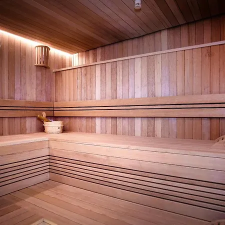 迈费尔德酒店 4*