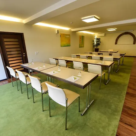 酒店 迈费尔德酒店